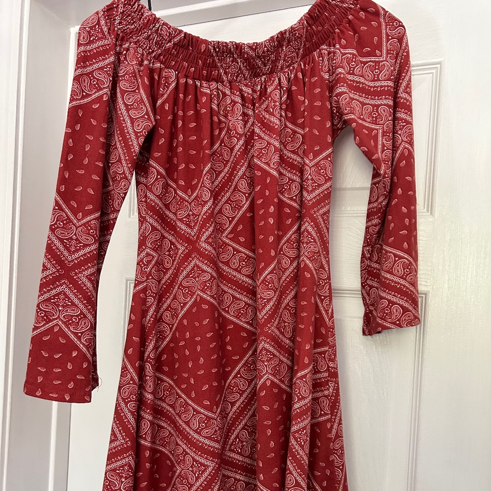 Off shoulder dress